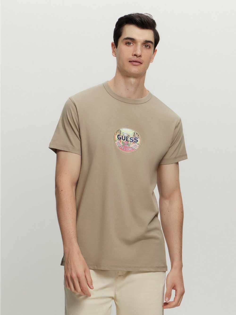 New GUESS Men's Beige Crewneck T-Shirt with Logo Patch SZ L